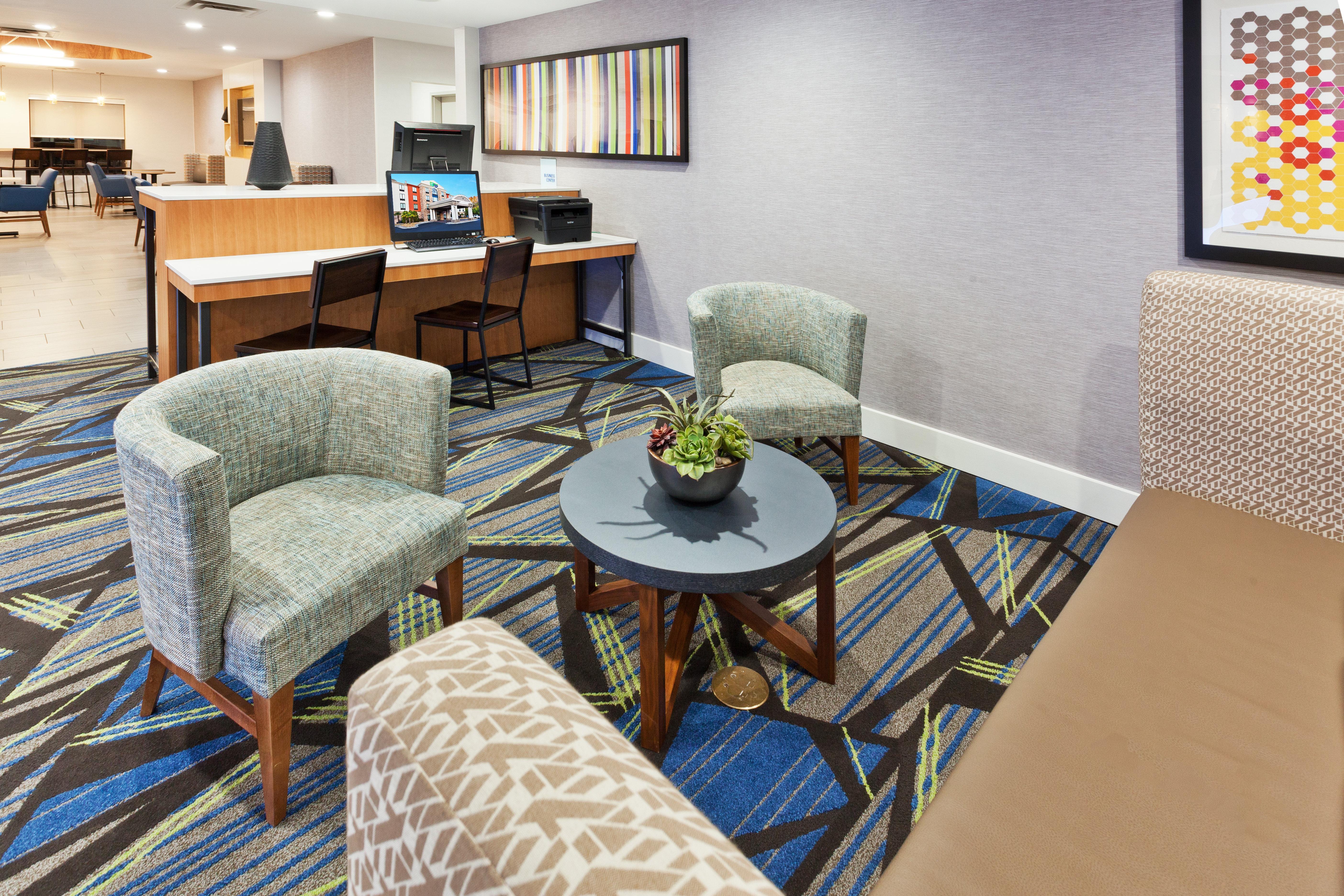 Holiday Inn Express Rome-East By Ihg Zewnętrze zdjęcie